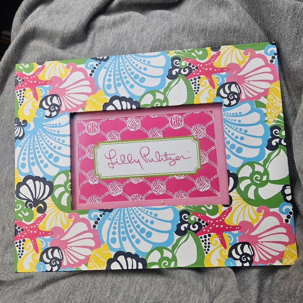FREE Lily Pulitzer picture frame 4 x 6 seashells starfish design - Picture 4 of 5